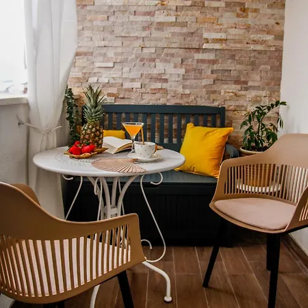 Paola Apartment Podstrana