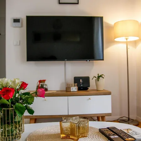 Paola Apartment *